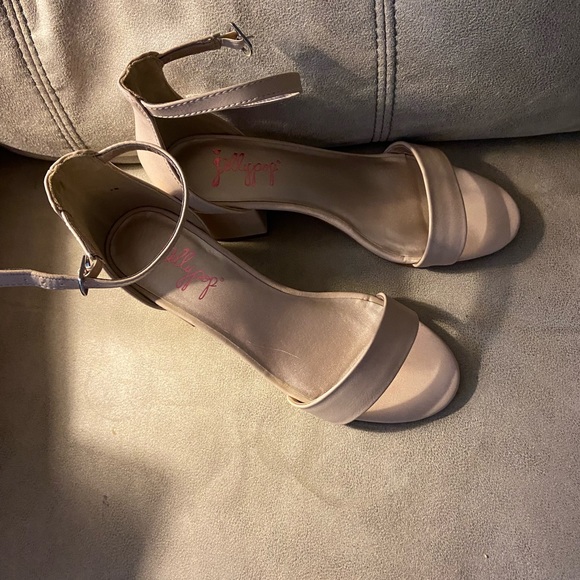 Jelly pop pumps Never worn. Still in box - Picture 2 of 3